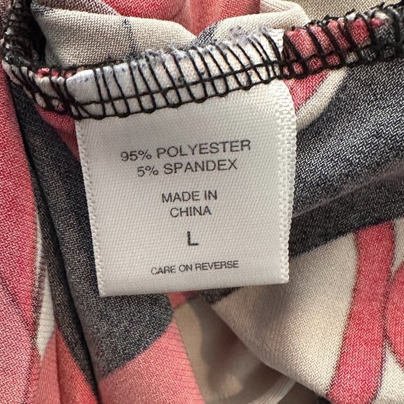 NEW YORK & COMPANY Fitted Stretchy Top - L - Picture 8 of 8